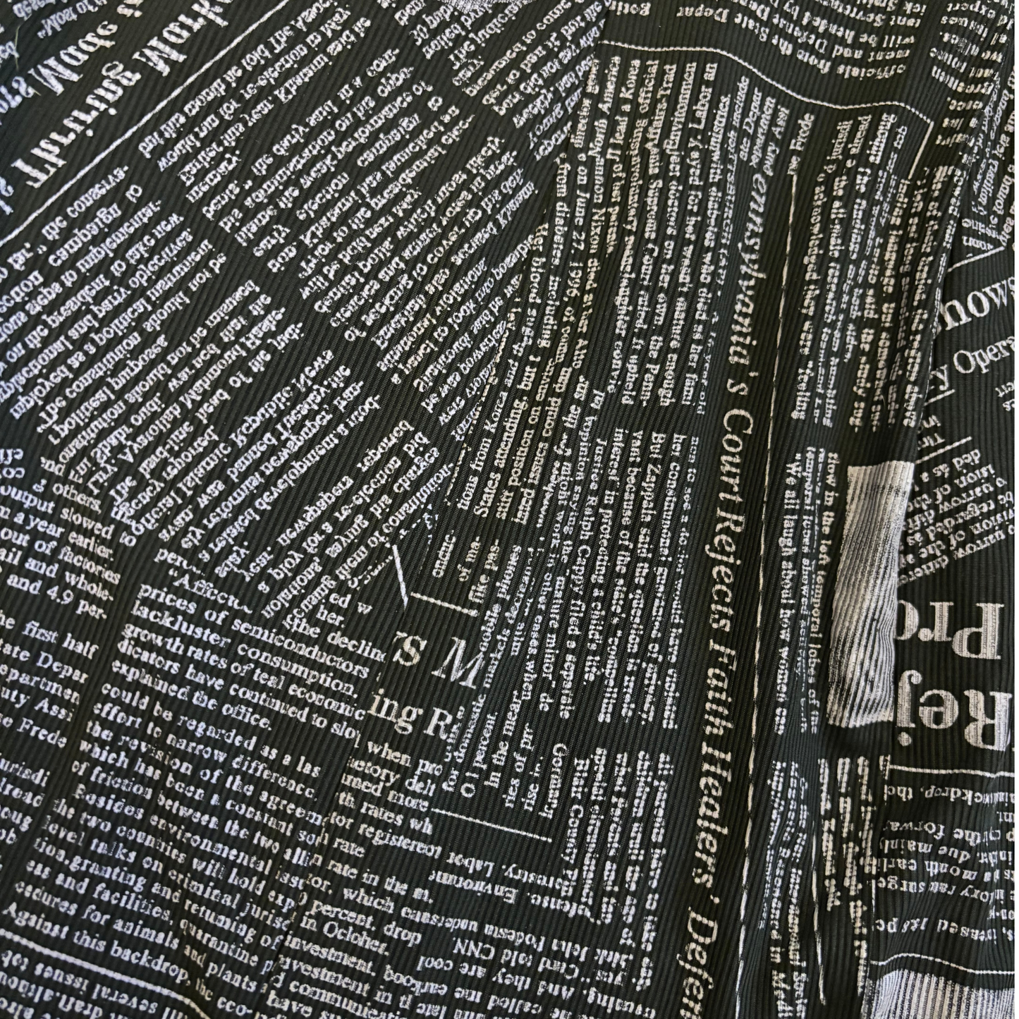 Selfie Leslie Newspaper Dress