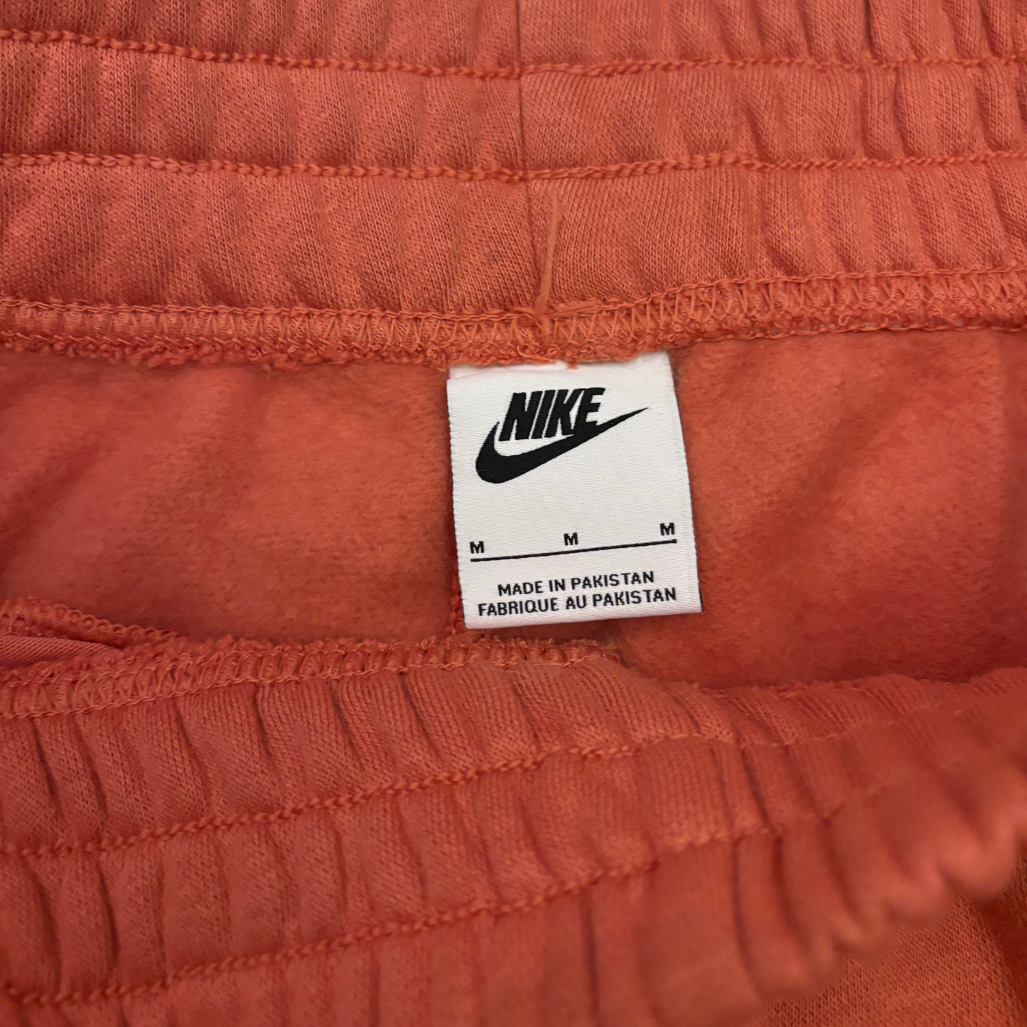 Nike Cuffed Sweatpants