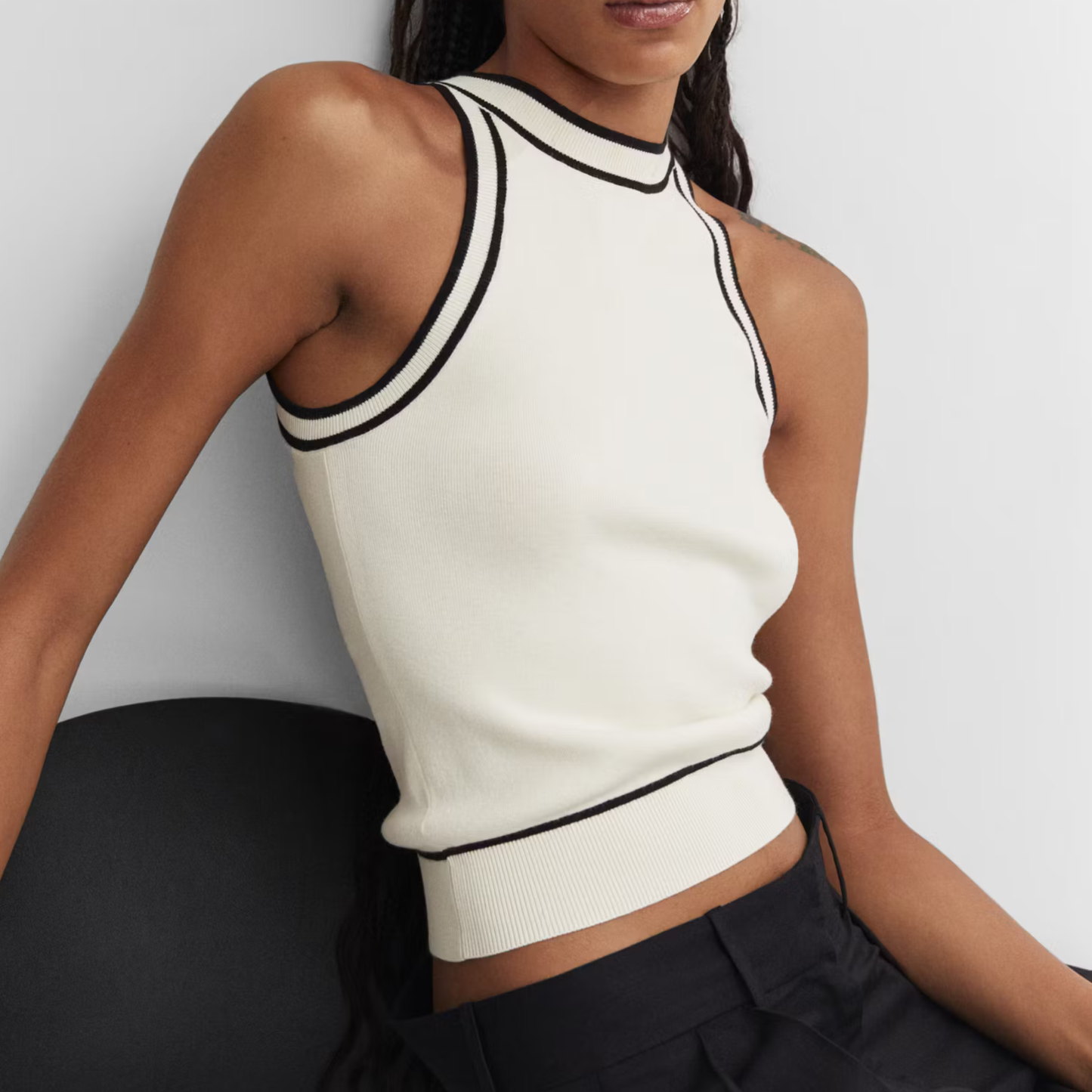 Mango Cream & Black Sleeveless Top