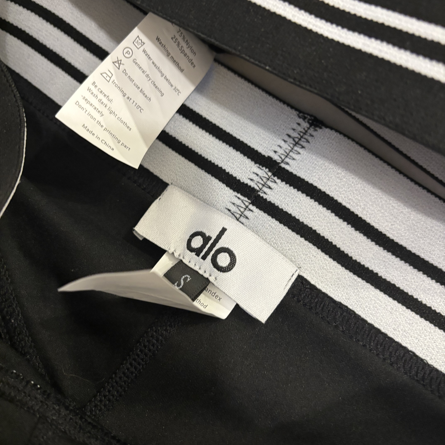 Alo Black Gym Set