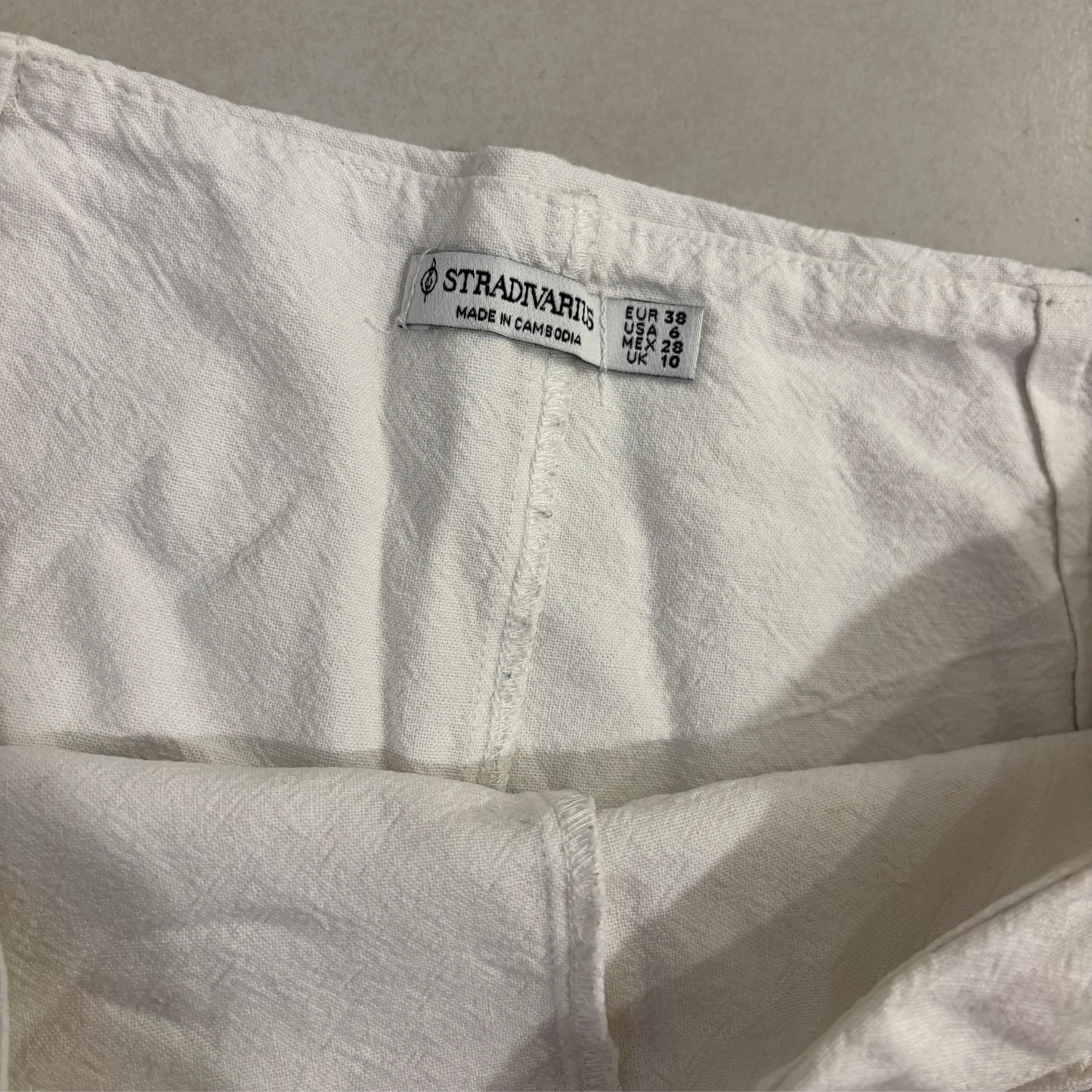 Stradivarius White Mini Skirt