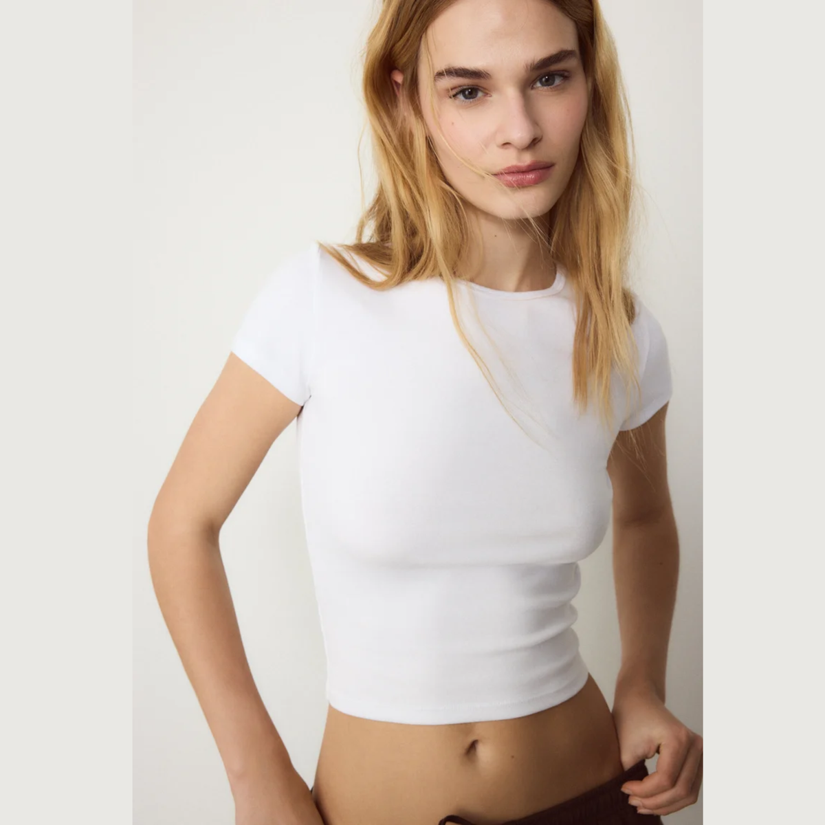 Stradivarius White Short Sleeve Crop Top