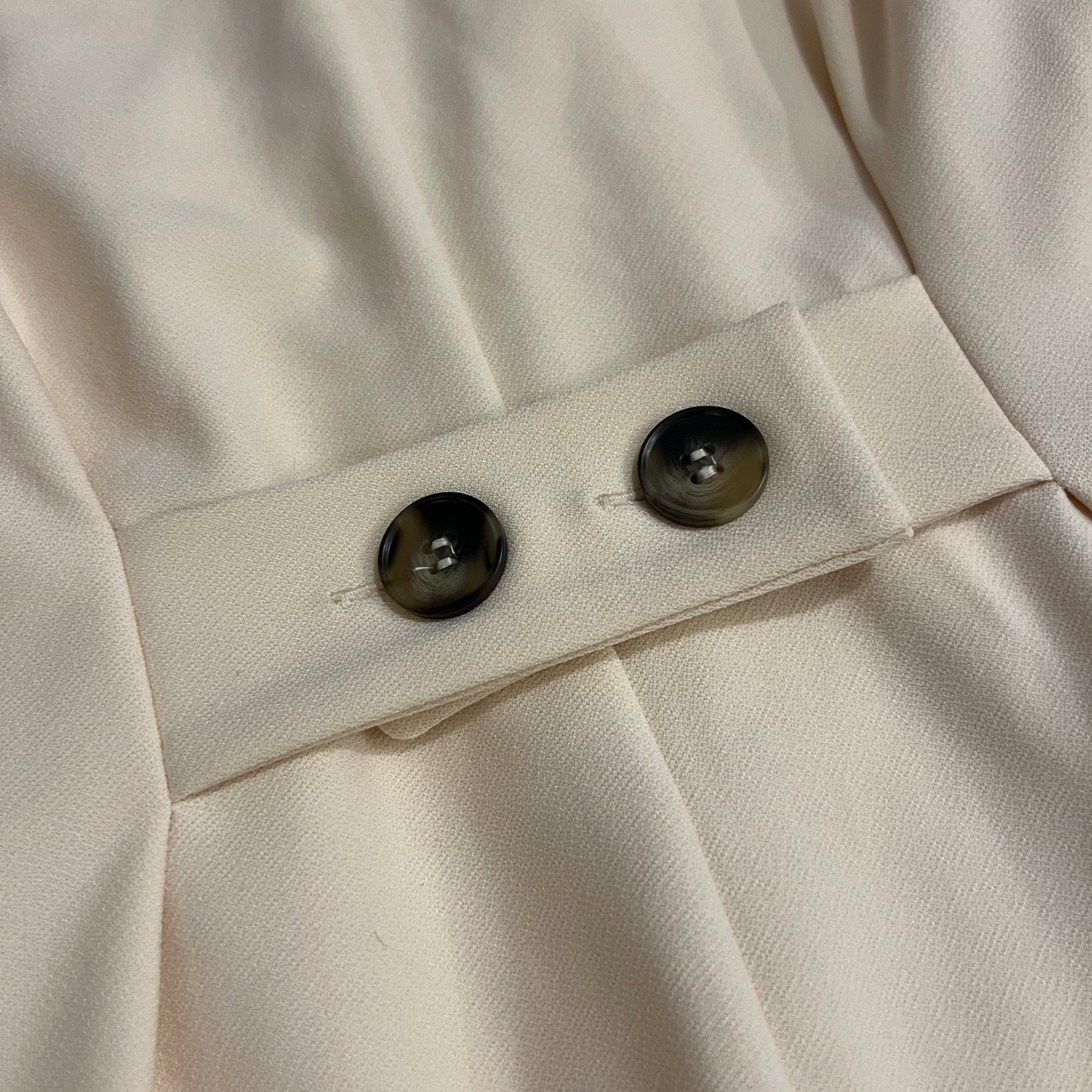 H&M Cream Sleeveless Blazer